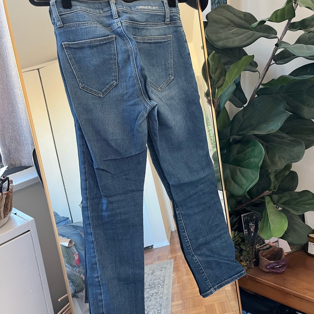 Current/Elliot Ripped jeans - Picture 8 of 9
